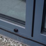 Aluminium harmonicadeur dit vast klikt met een magneet