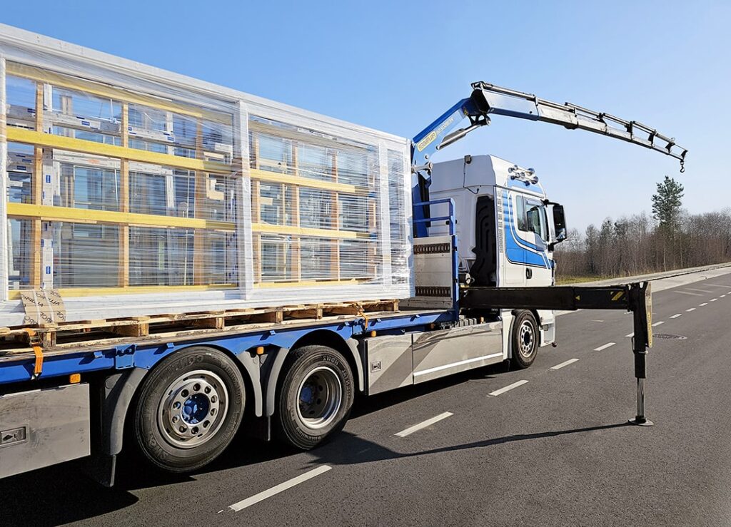 Levering en levertijden 1 Vrachtwagen foto min